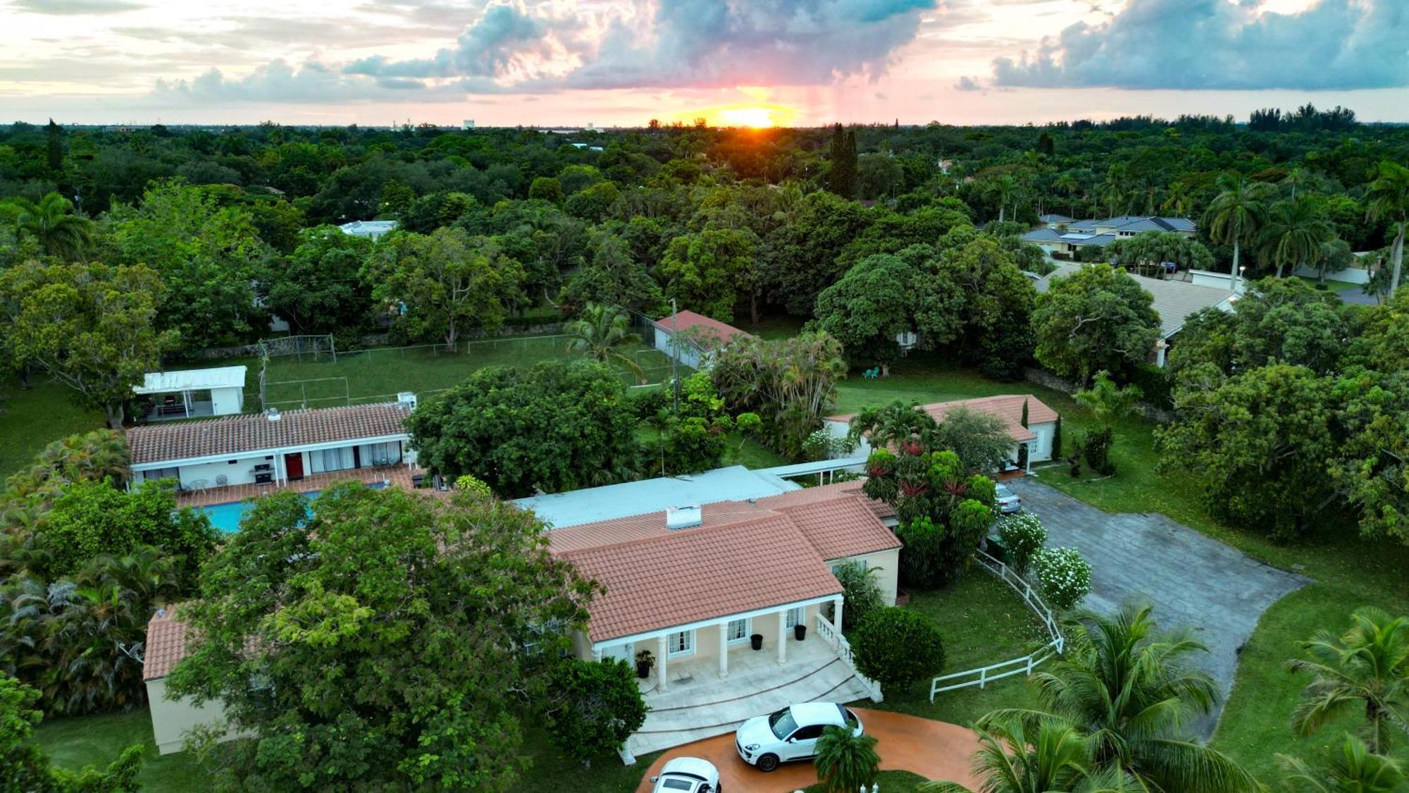 La Finca Miami Eksteriør billede